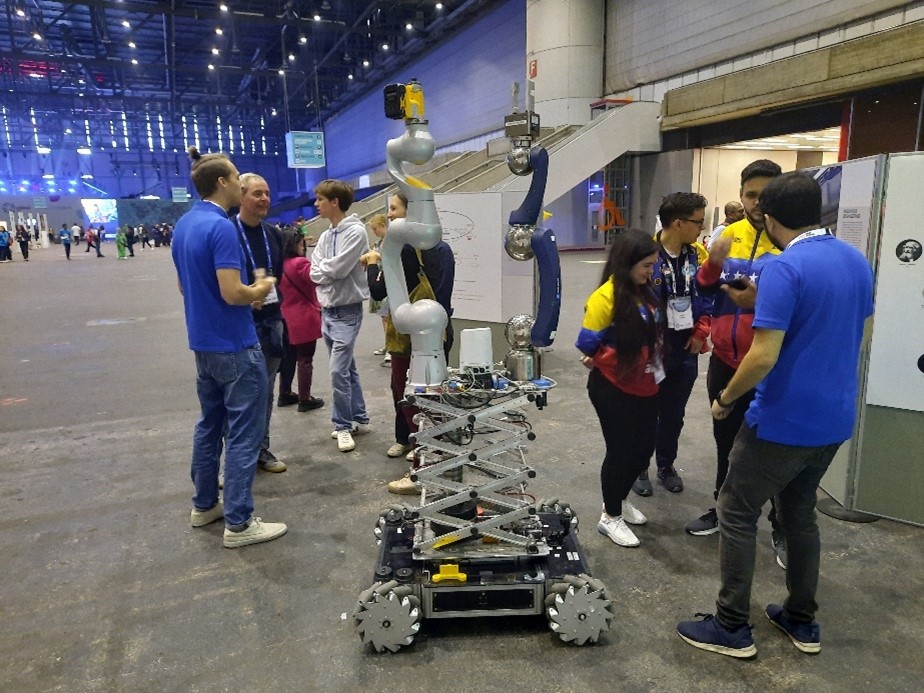 CERN robots on display in Palexpo