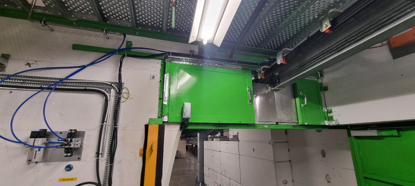 New TIM door passage above the ventilation door in Point 1 ULs