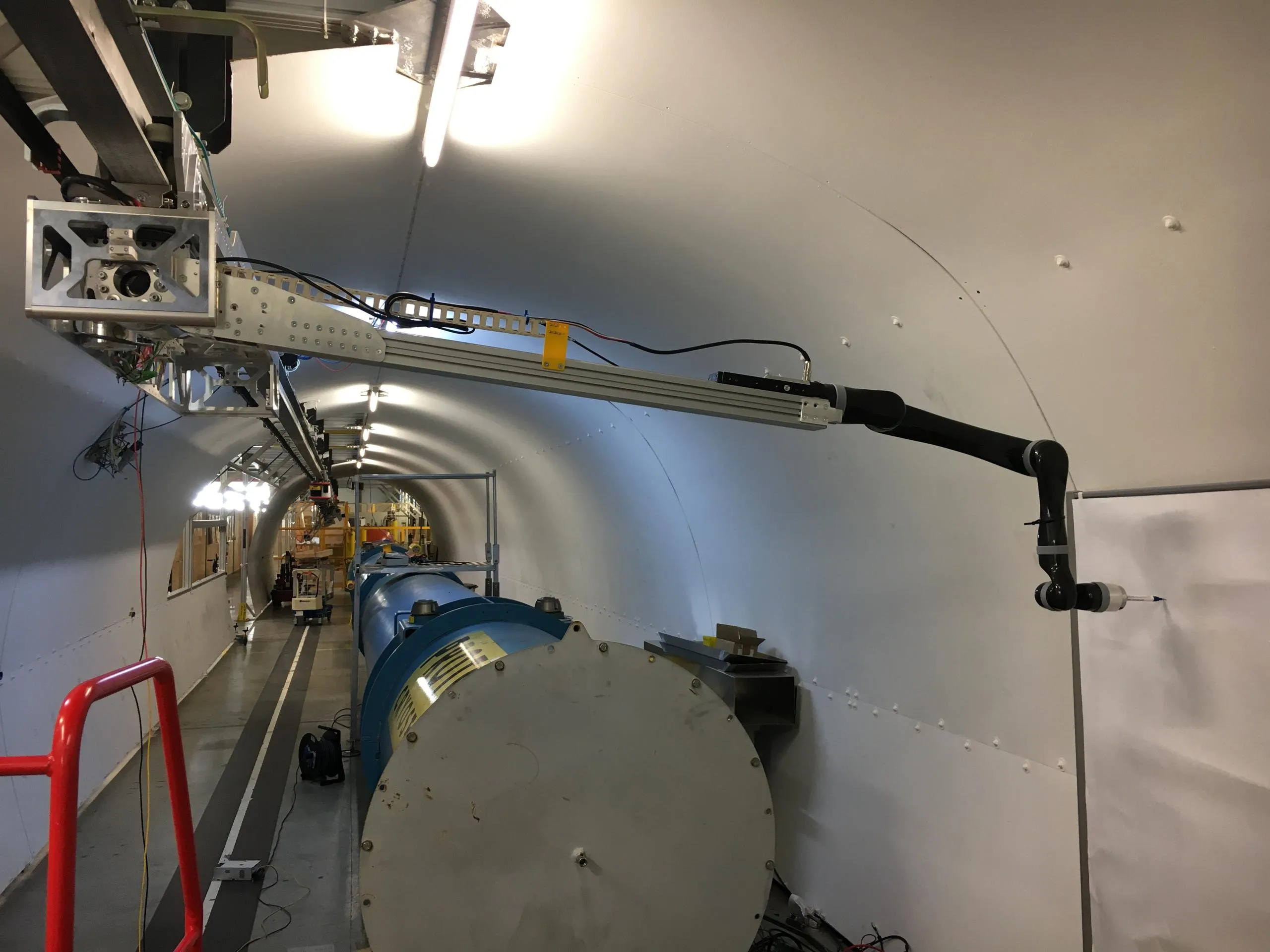 Fully custom end-effector of the robotic arm.